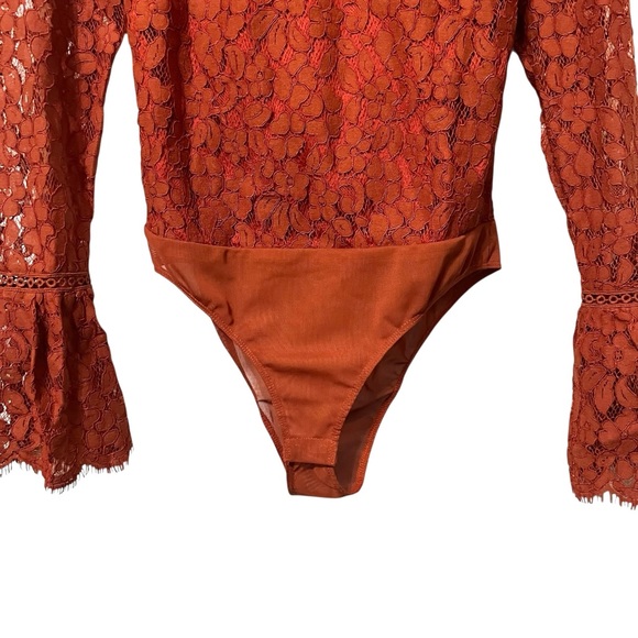 Revolve Endless Rose Cut Back Lace Detailed Bodysuit Size XS New - Picture 6 of 13